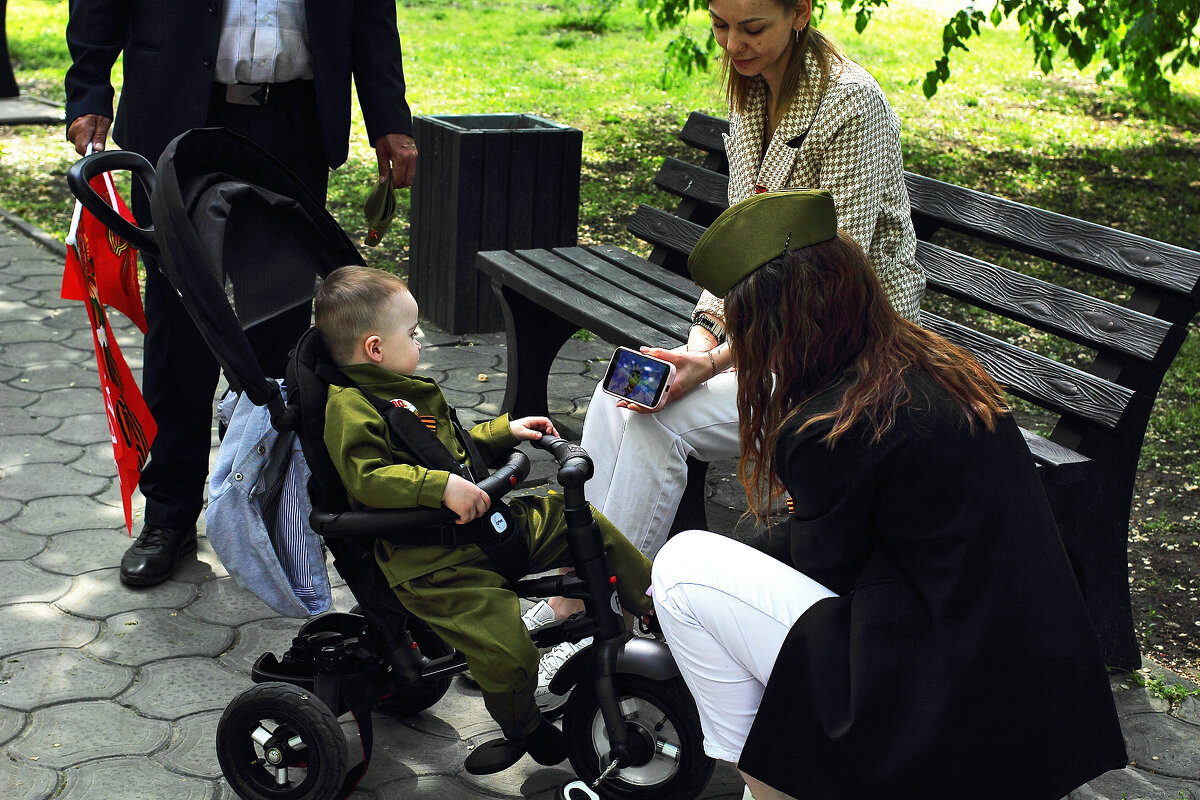 Смотри, малыш! - Юрий Гайворонскiий