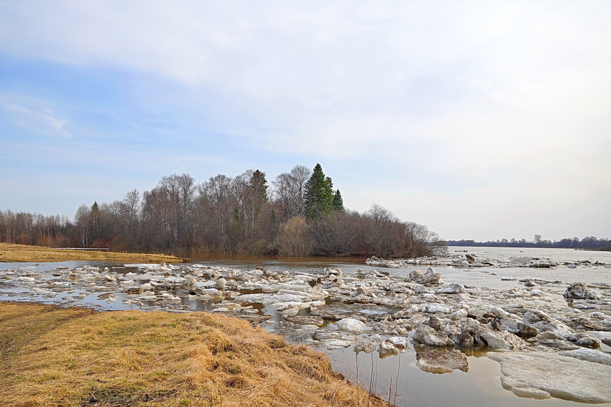 Ледоход на Томи - Галина Кан Ледоход на Томи - Галина Кан