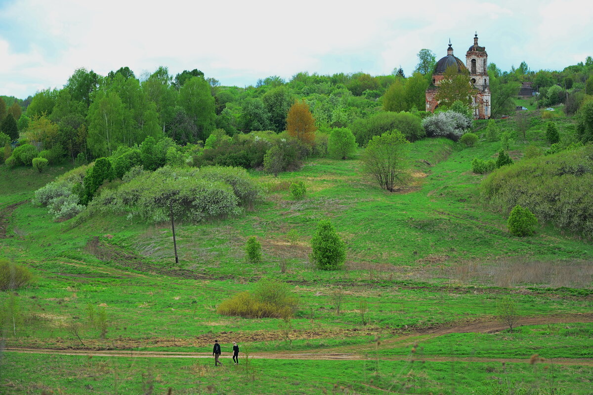 Майские просторы. - Михаил Колосов 