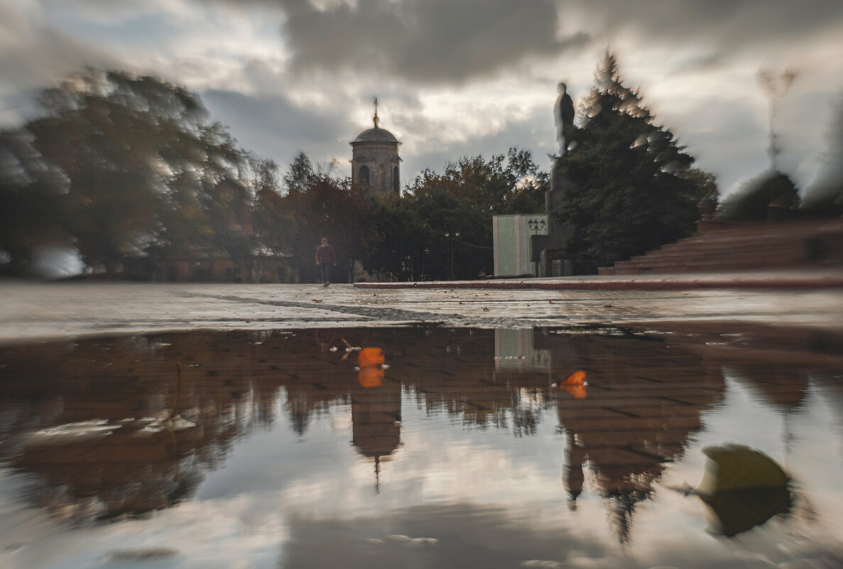 Сквозь осеннее пространство. - Анатолий Щербак