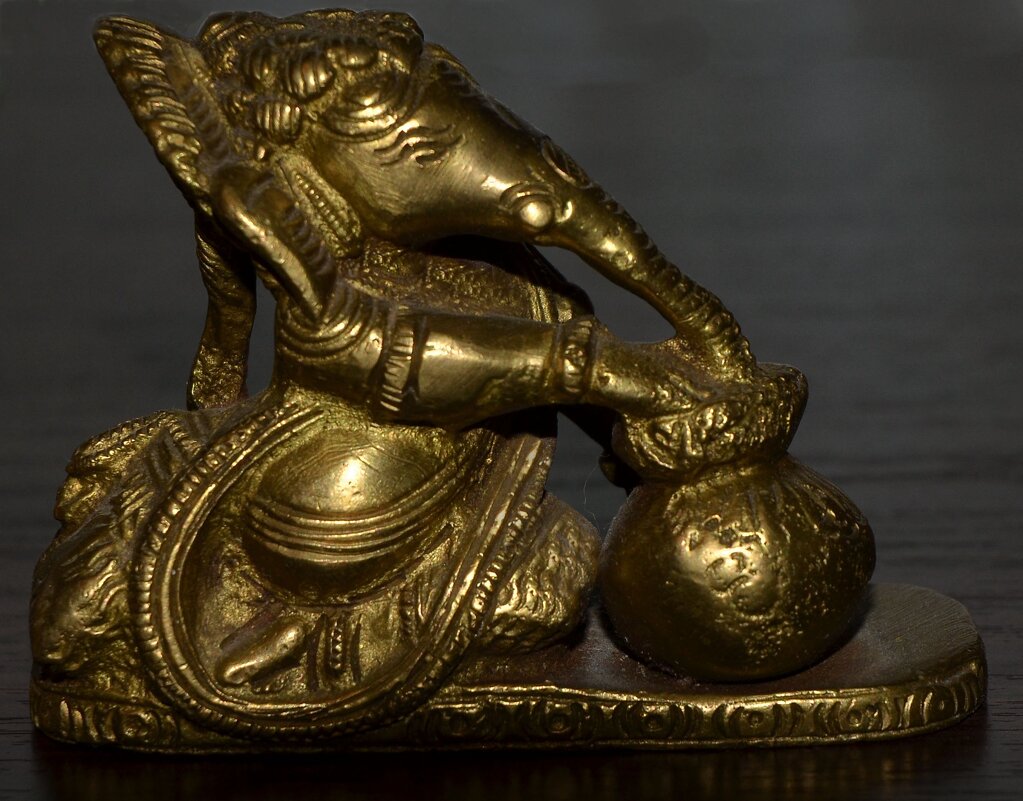 Слон с мешком - Oleg4618 Шутченко