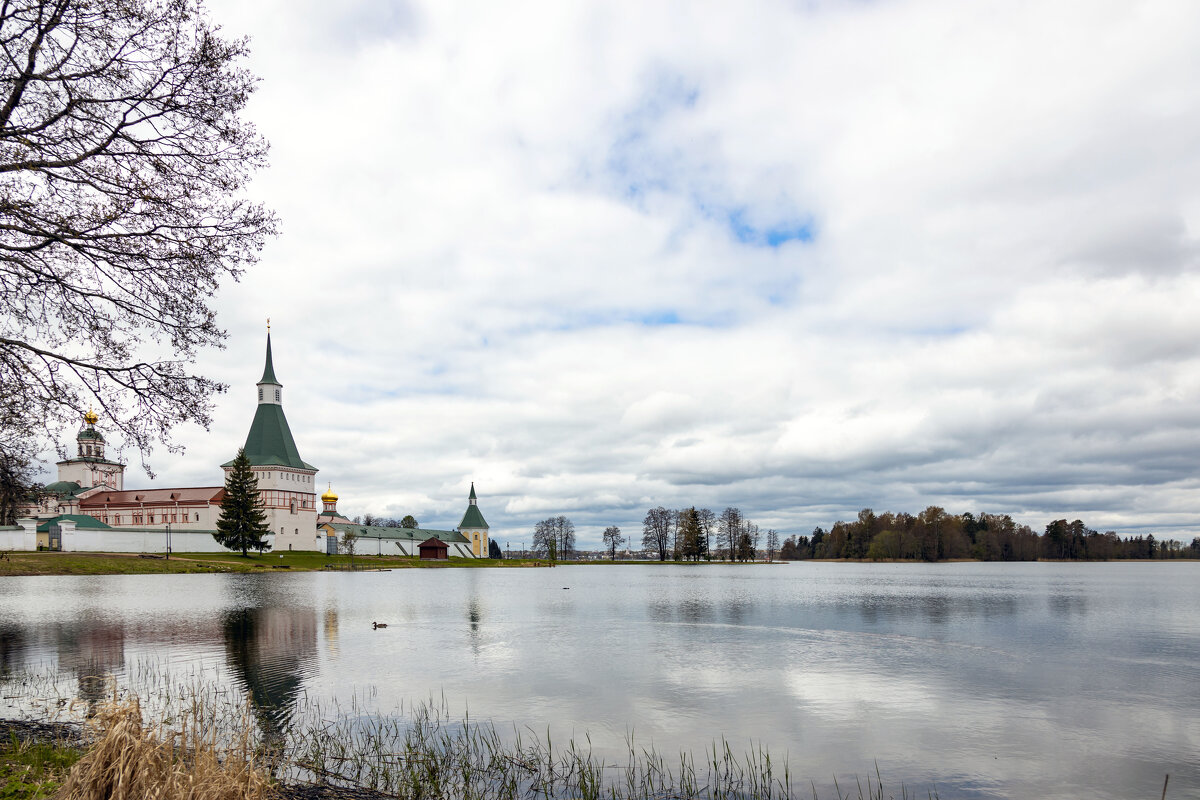 Валдайский Иверский Богородицкий Святоозерский монастырь. - Yuri Chudnovetz