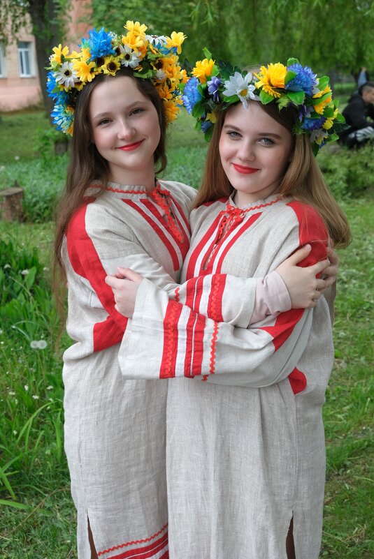 Красотки из "Калинки" - Евгений 
