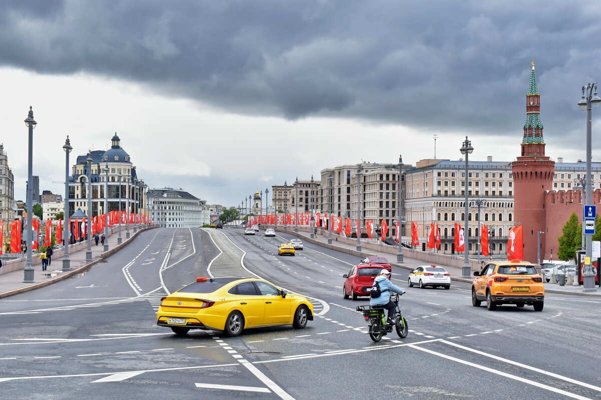 Столичный движ - Роман Пацкевич