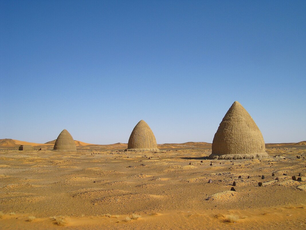 Мусульманские гробницы, Судан. - unix (Илья Утропов) Мусульманские гробницы, Судан. - unix (Илья Утропов)