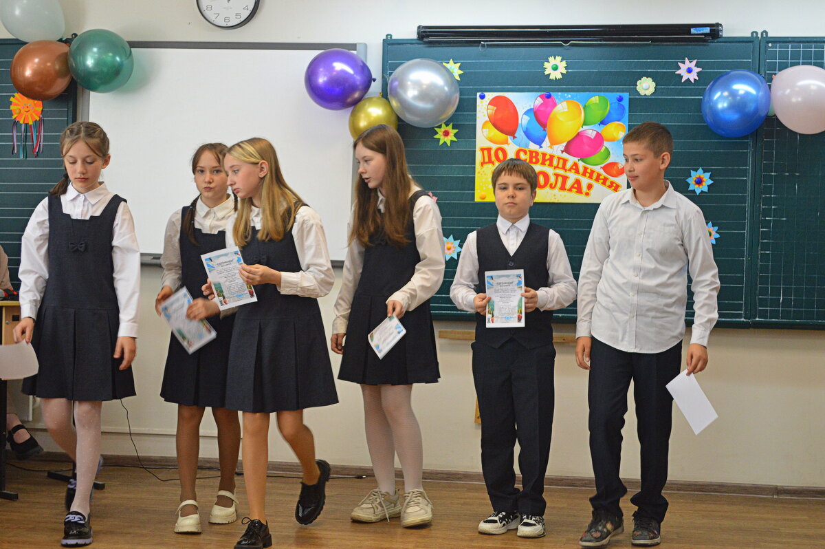 Вот и стали мы на год взрослей, - выпускаемся из начальной школы - Татьяна Лютаева