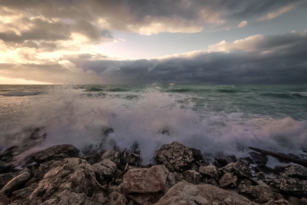 Прибой. - Виктор Прибой. - Виктор