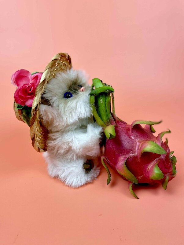 Драконий фрукт - Виктор Орехов Драконий фрукт - Виктор Орехов