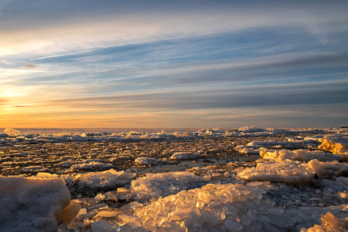 Весенний закат - Виктор Желенговский