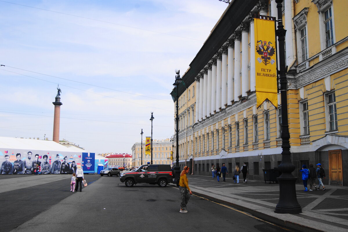 Книжный Салон 2025 г - Виктор Никитенко Книжный Салон 2025 г - Виктор Никитенко