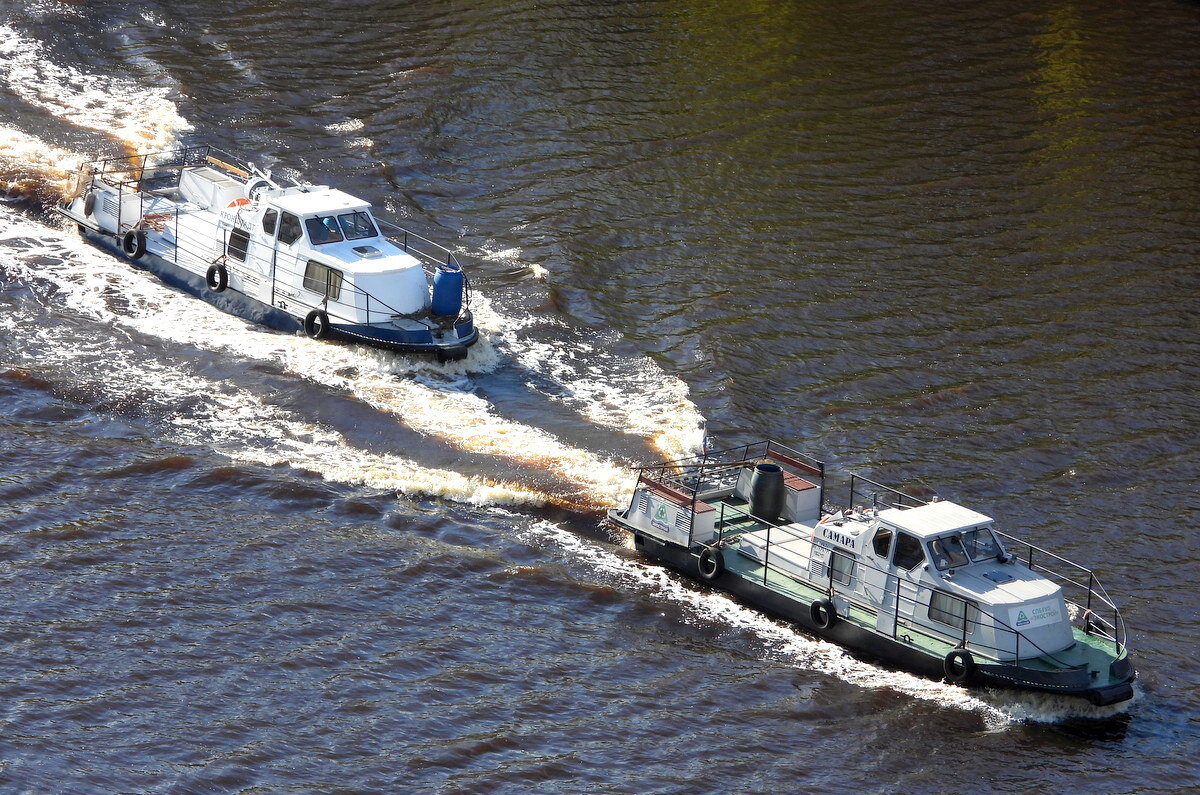 В кильватерном строю... - Юрий Велицкий