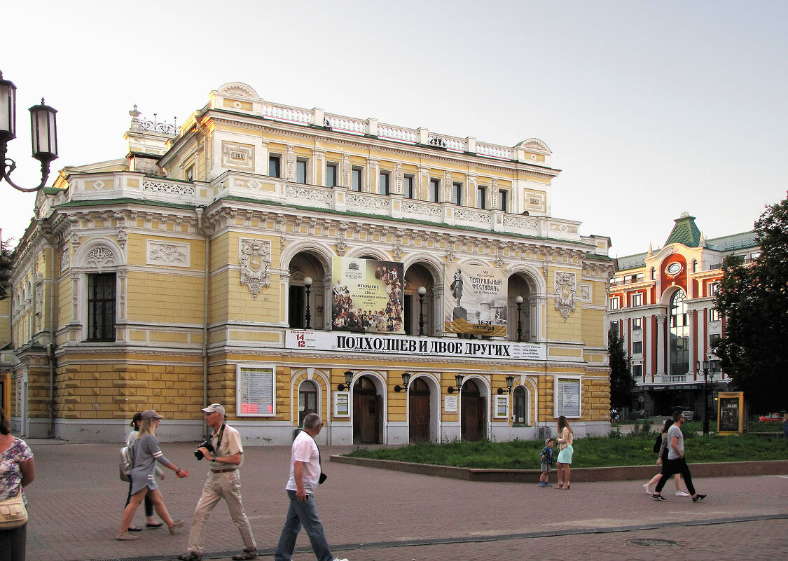 Театр драмы им. М. Горького - Александр Ильчевский Театр драмы им. М. Горького - Александр Ильчевский