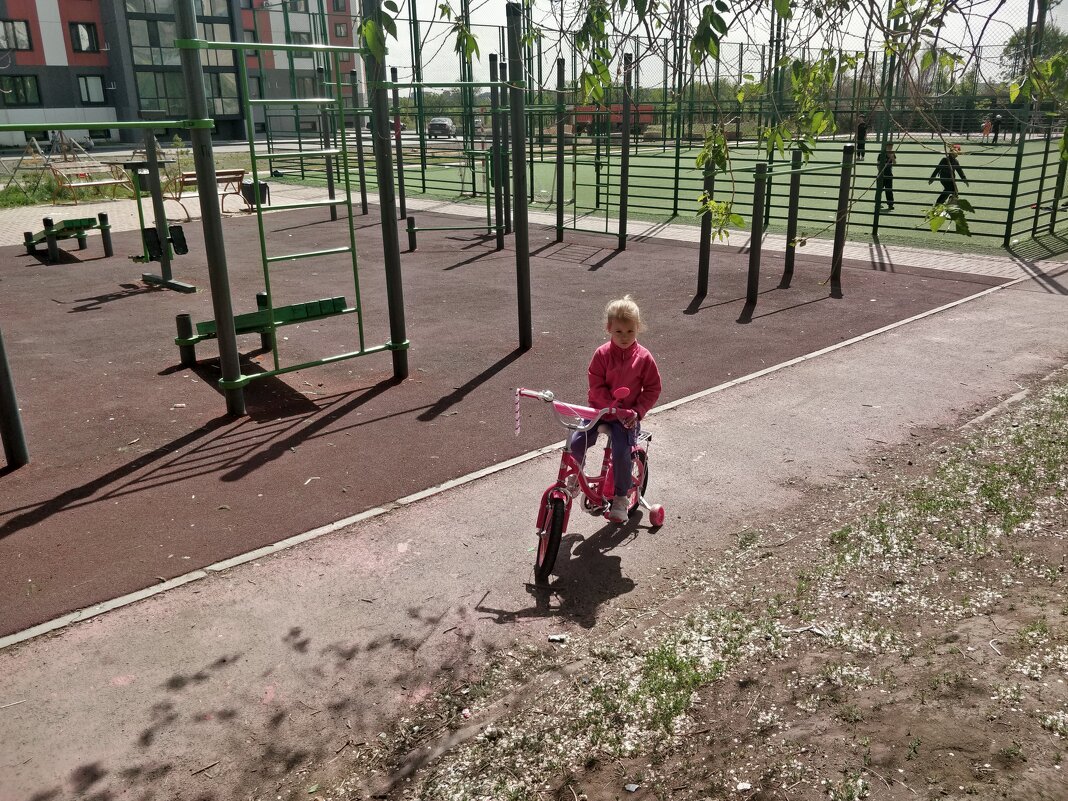 Катим на велике - Андрей Хлопонин Катим на велике - Андрей Хлопонин