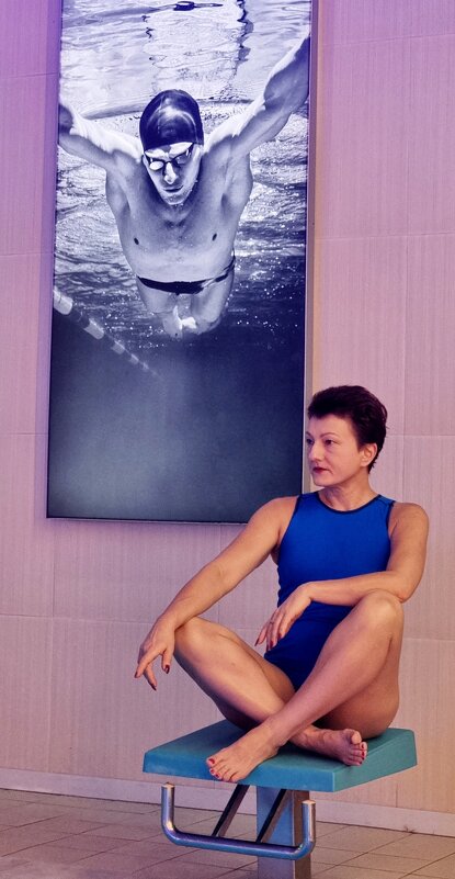 В бассейне - Лана 