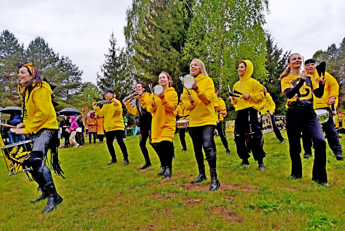 Побарабаним! - Vladimir Semenchukov