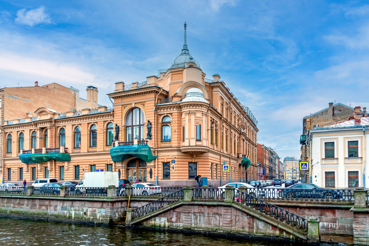 Петербург-концерт. Набережная канала Грибоедова 88 - Виктор Орехов Петербург-концерт. Набережная канала Грибоедова 88 - Виктор Орехов