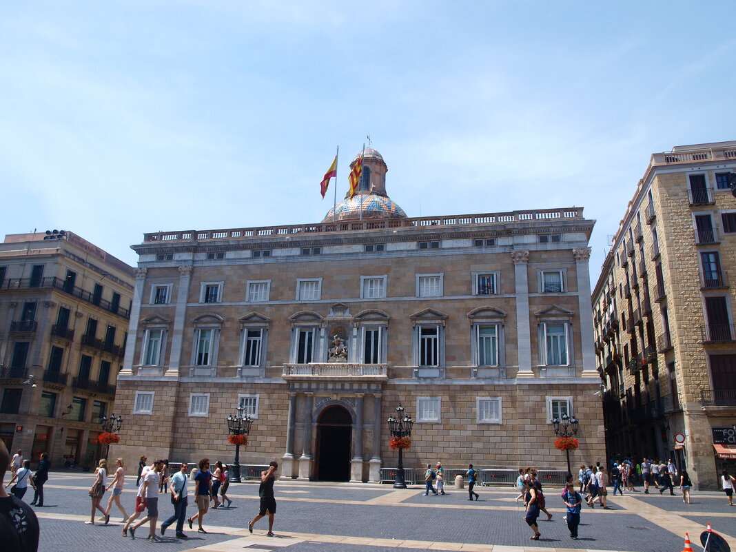 Барселона. - Владимир Драгунский Барселона. - Владимир Драгунский