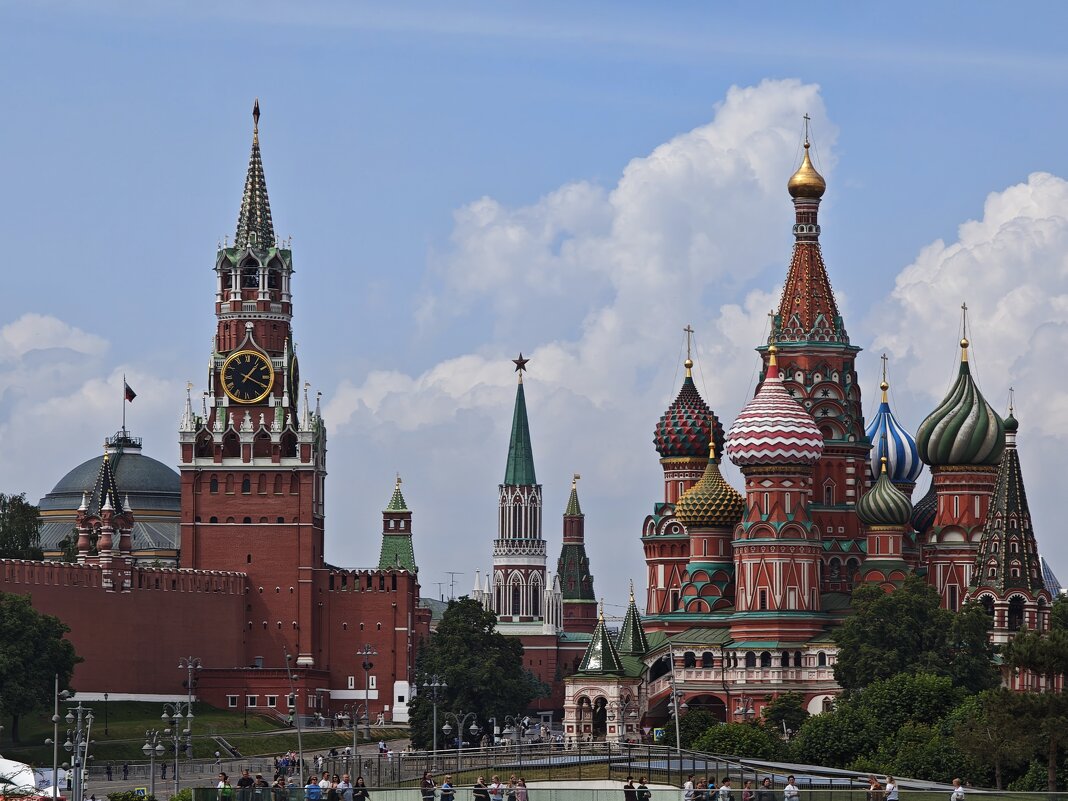 Московские пейзажи - <<< Наташа >>>