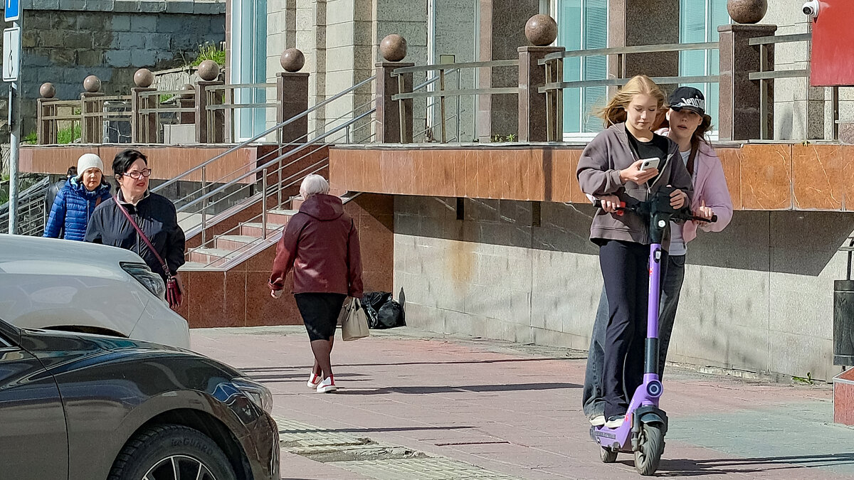 Самокатчицы - Dmitry i Mary S