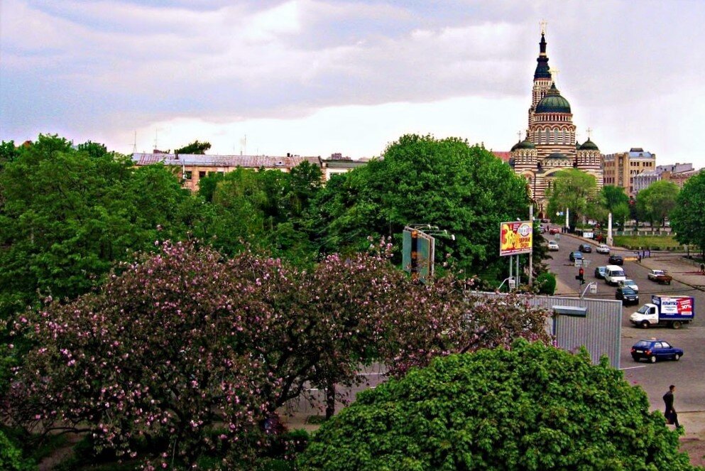 В ГОРОДЕ ВЕСНА... - Татьяна Касьяненко