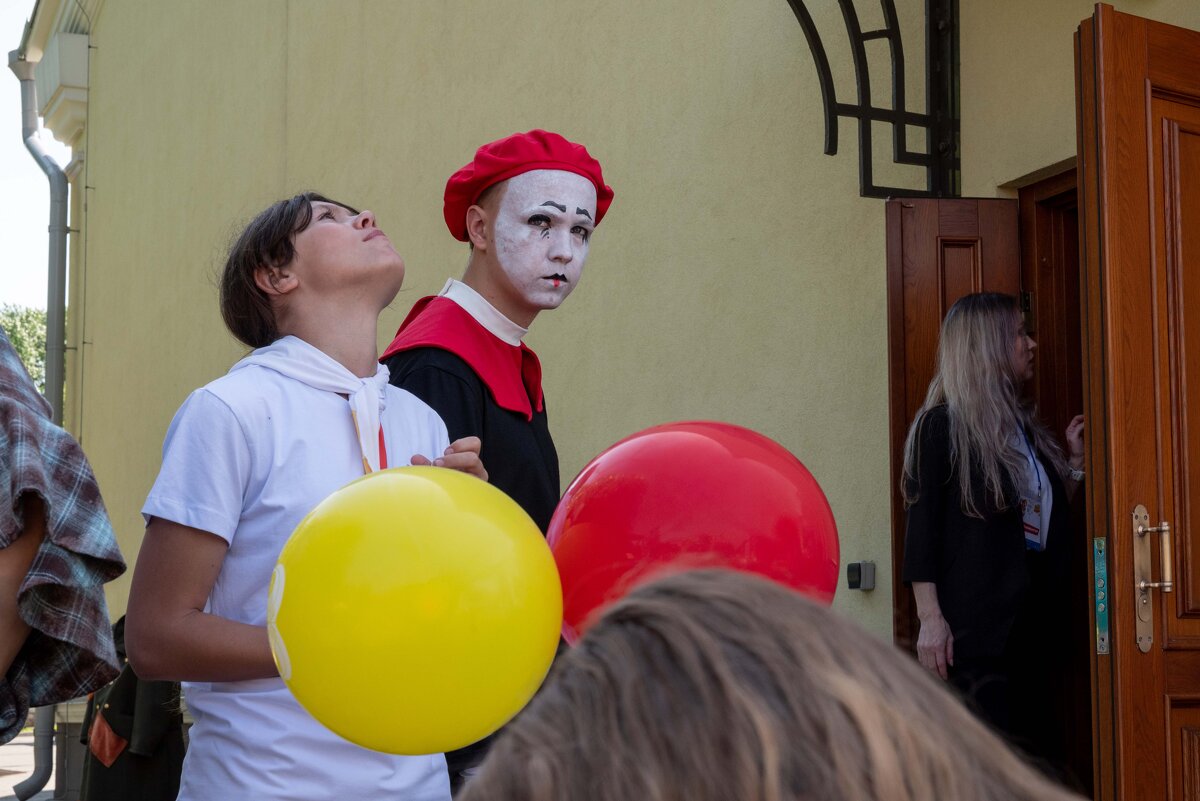 *** - Валерий Михмель 