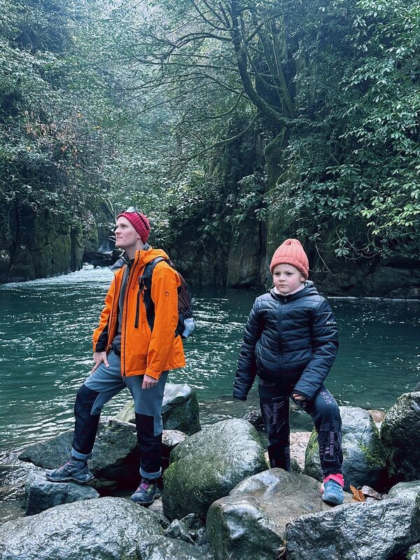 Туристы в походе - Георгиевич 