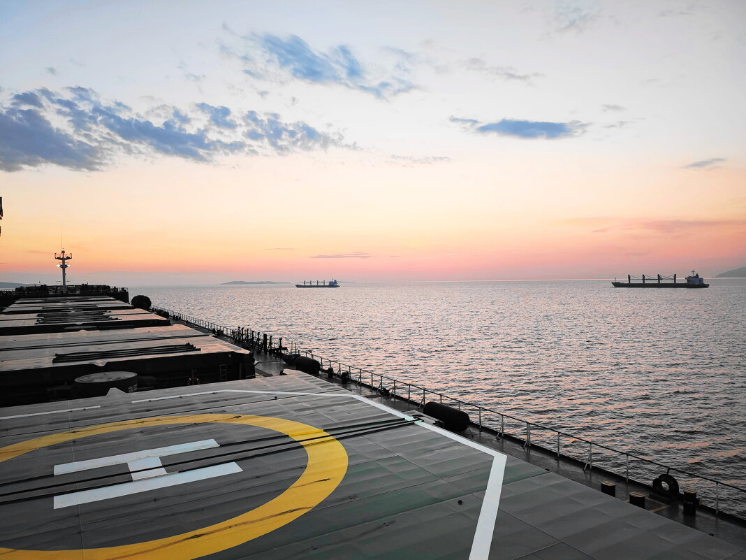 Вечером на рейде - Александр Владимирович Никитенко