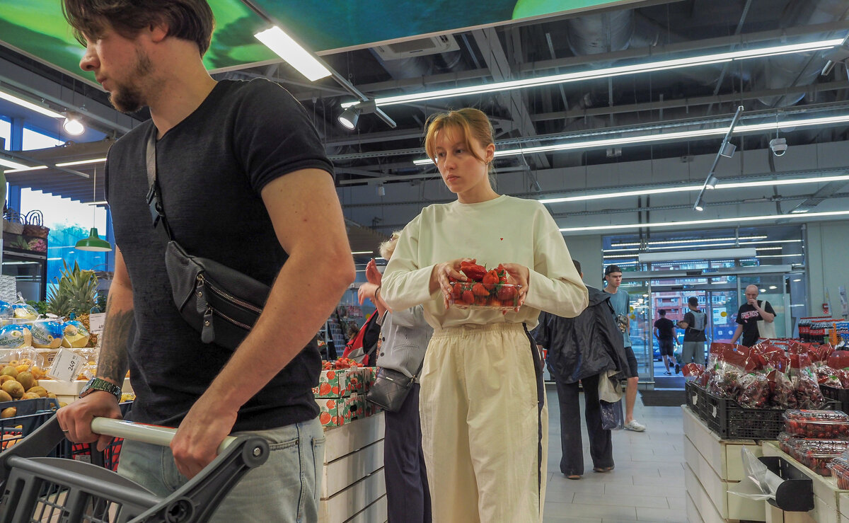 Зарисовка из ТЦ - юрий поляков
