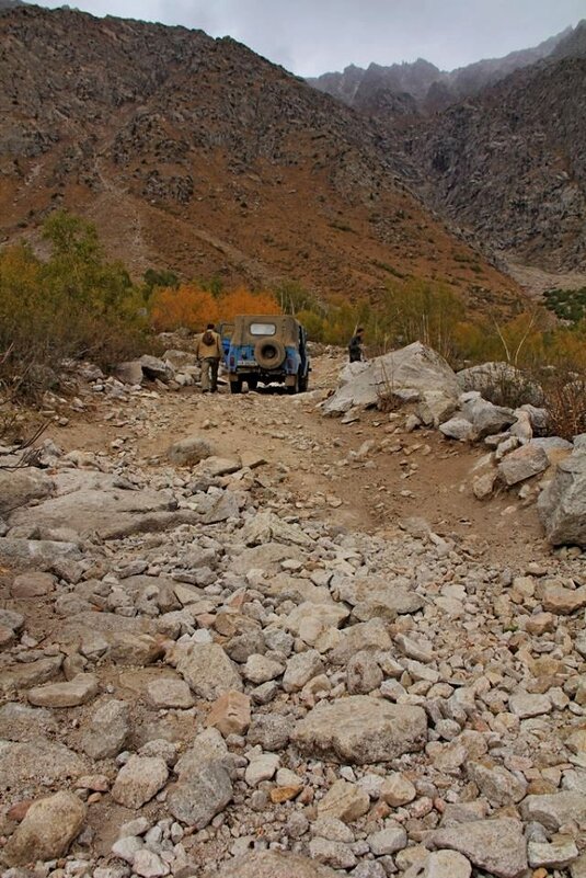 ПО ГОРАМ. - Виктор Осипчук ПО ГОРАМ. - Виктор Осипчук