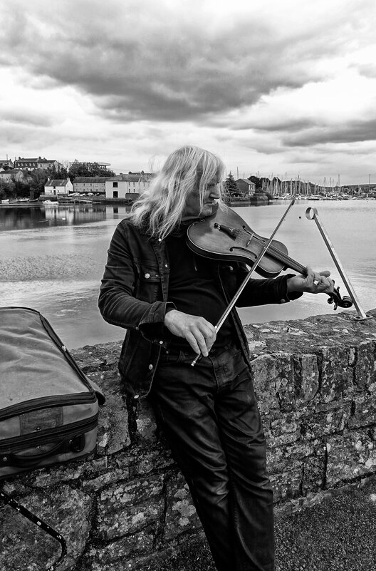 " Ты плачешь, скрипка Паганини…" - Elena Ророva