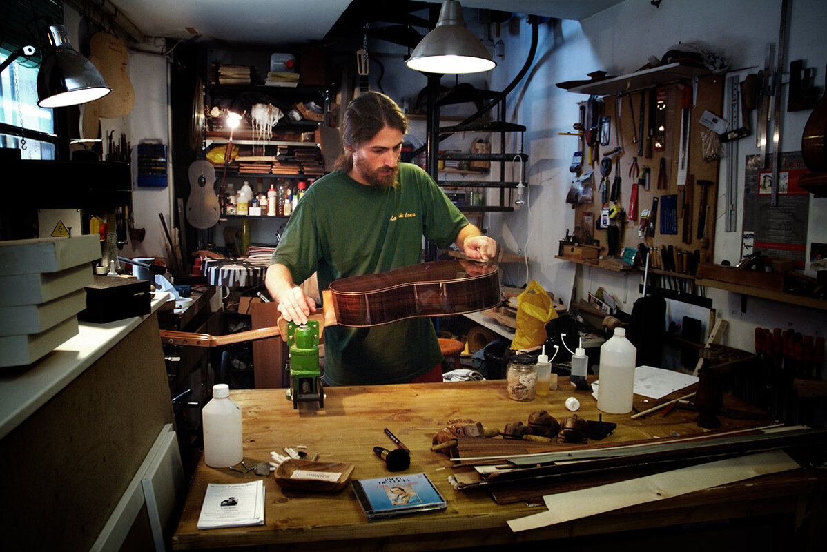 Гитарный мастер - молодое поколение - Владимир Шишкин Гитарный мастер - молодое поколение - Владимир Шишкин