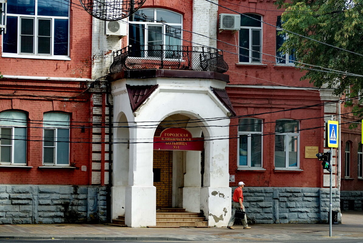 Прогулка по ул.Красной Краснодар... - Николай Саржанов Прогулка по ул.Красной Краснодар... - Николай Саржанов