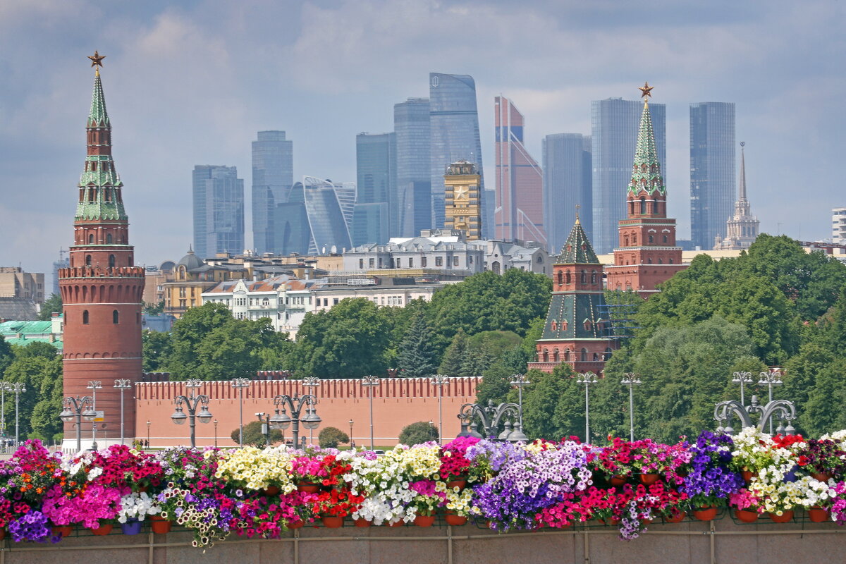 3 июня Москворецкий мост - Михаил Бибичков 3 июня Москворецкий мост - Михаил Бибичков