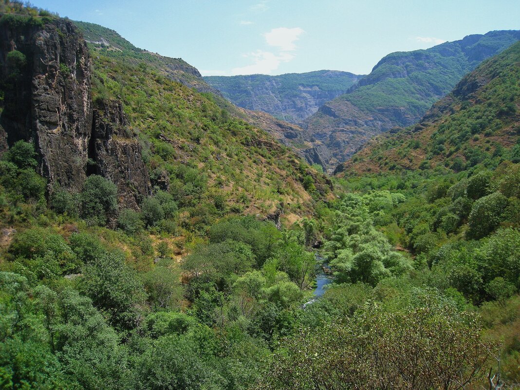 Воротанское ущелье, Армения. - unix (Илья Утропов) Воротанское ущелье, Армения. - unix (Илья Утропов)