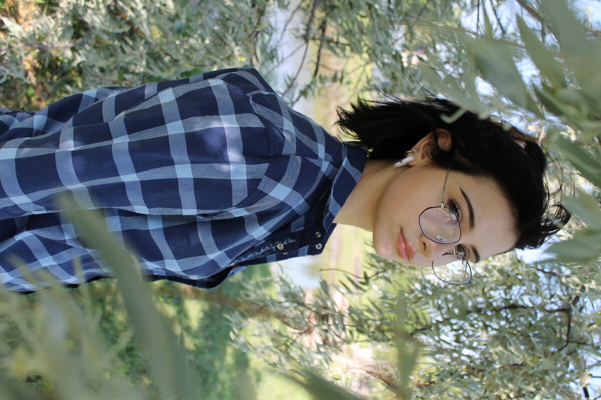 В листьях - Мария Реброва