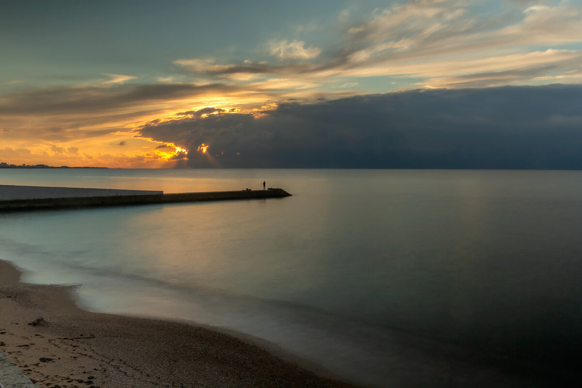 Закат в Учкуевке - Виктор 