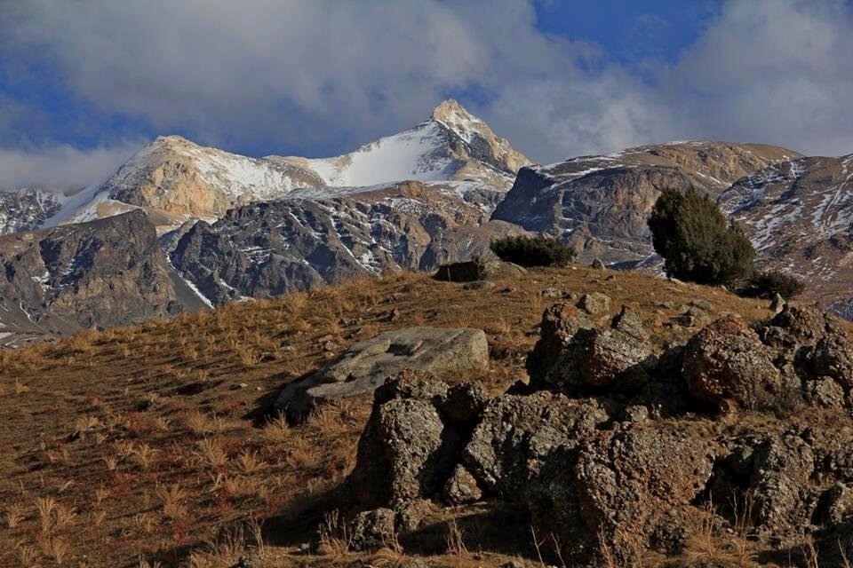 ПО ГОРАМ. - Виктор Осипчук ПО ГОРАМ. - Виктор Осипчук