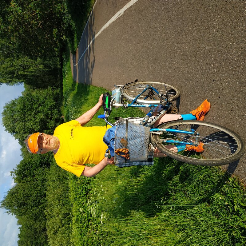 Всем привет от того, кто в жёлтой майке лидера! - Андрей Лукьянов Всем привет от того, кто в жёлтой майке лидера! - Андрей Лукьянов