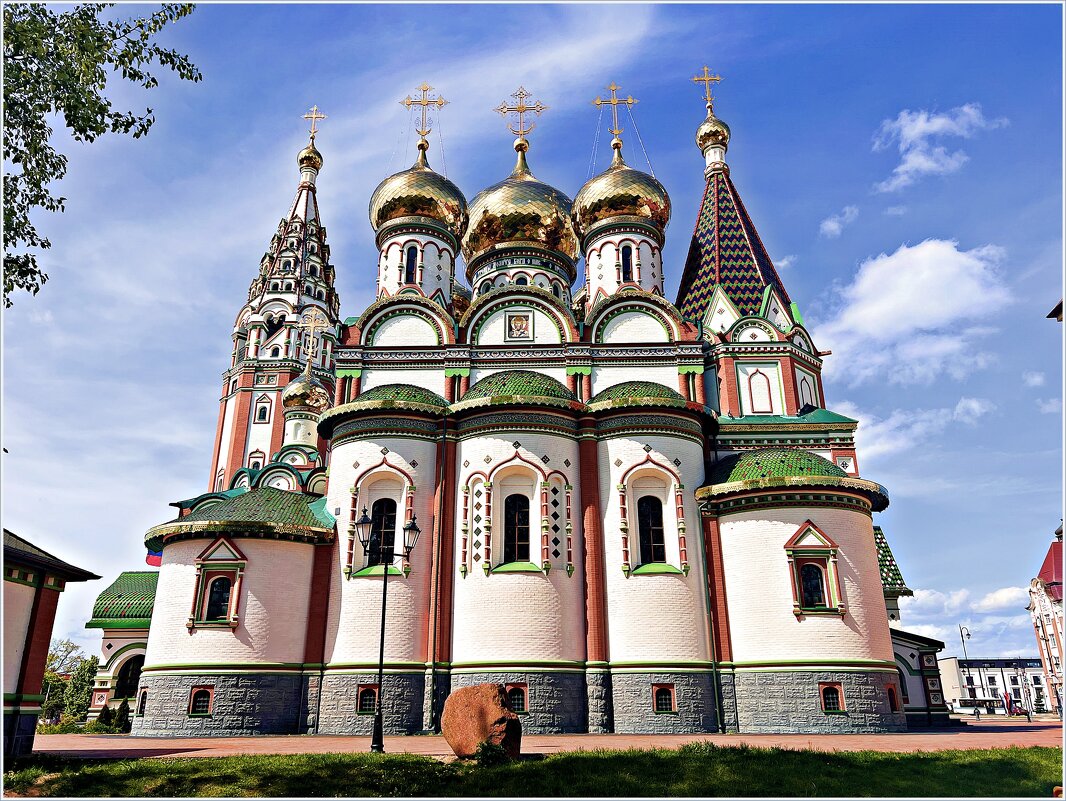 Обратная сторона храма Всех Святых. - Валерия Комова Обратная сторона храма Всех Святых. - Валерия Комова