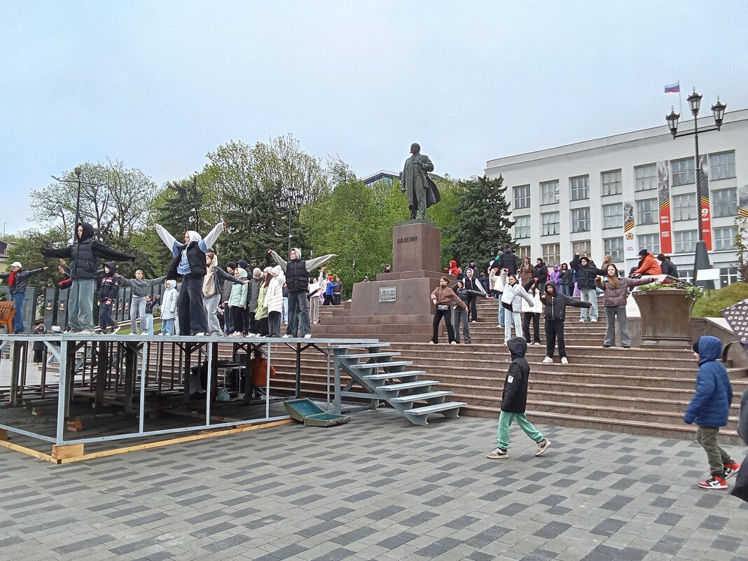 Репетиция, ко Дню победы - Виктор 