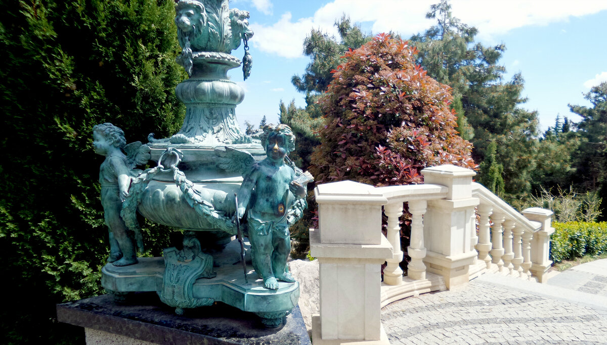 В парке "Парадиз" Айвазовское,крым - Ольга 