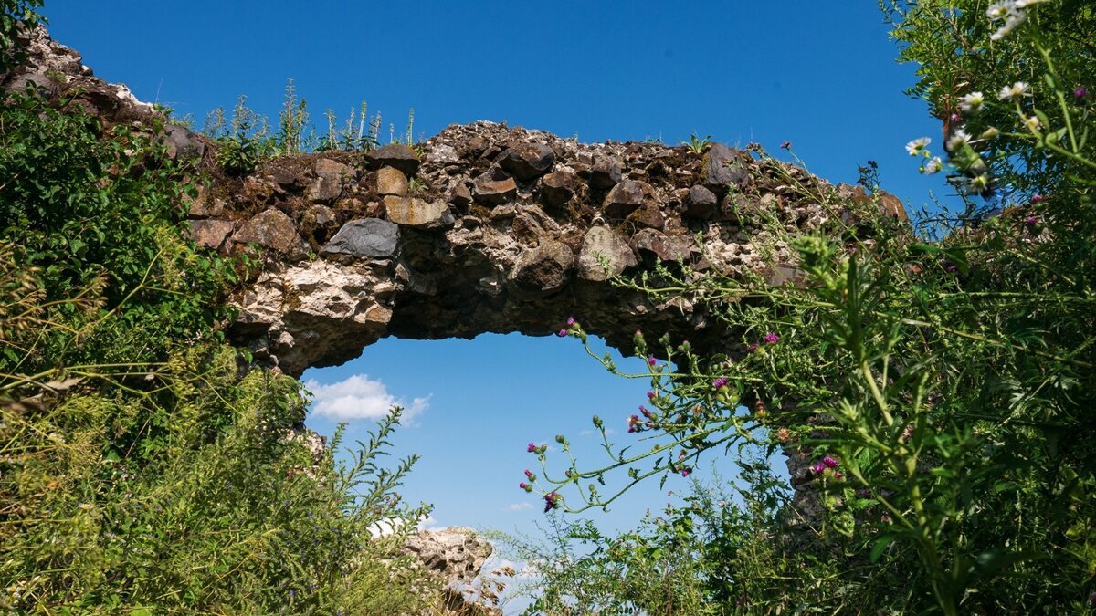 ПРИРОДНАЯ   АРКА - Анатолий Малобродский