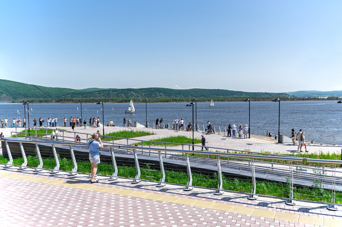 На набережной у Амура! - Виктор Иванович Чернюк