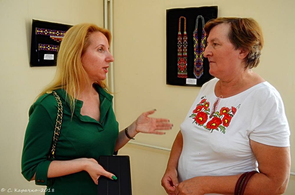 На виставці - Степан Карачко