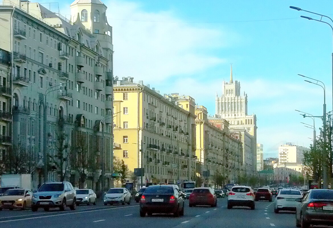 На Большой Садовой, Москва - Елена 