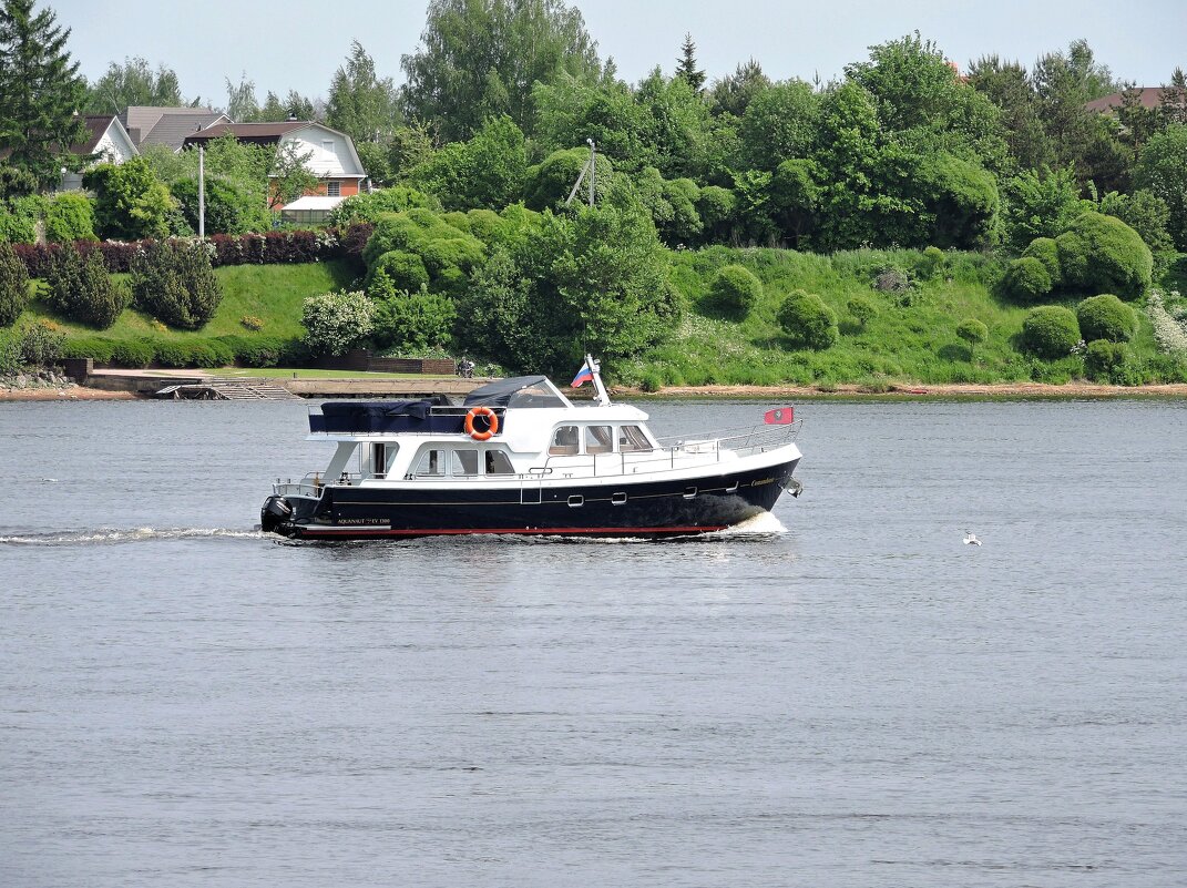 По Неве на катере... - Мария Васильева