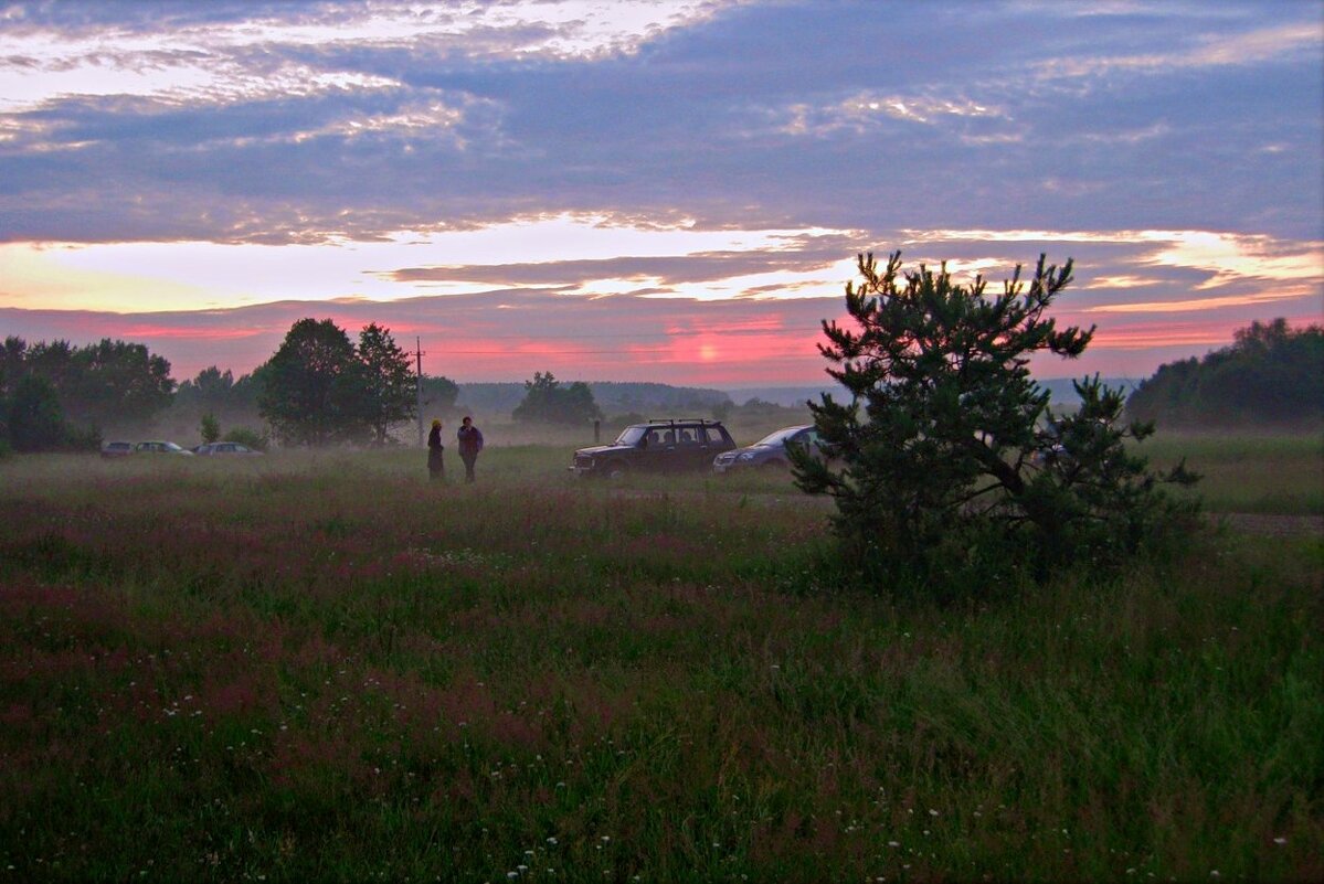 И ГАСНЕТ  ДЕНЬ..... - Татьяна Касьяненко