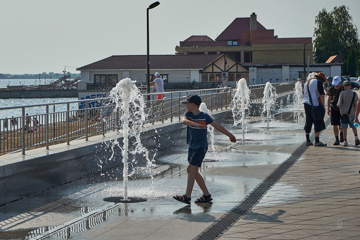 Проказник - Олег Манаенков Проказник - Олег Манаенков
