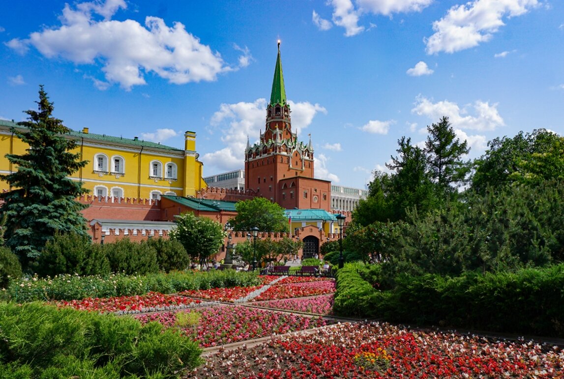 Александровский сад - Ольга Александровский сад - Ольга