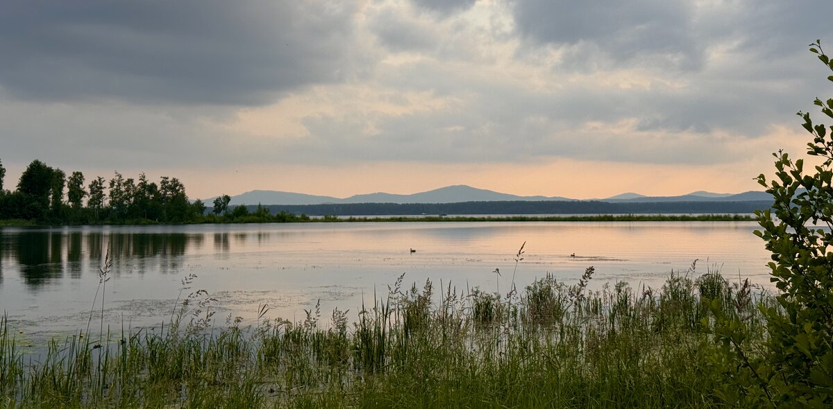Тепло уходит в горизонт. - Сергей Адигамов